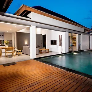 Dedayuh Villa Seminyak (Bali)